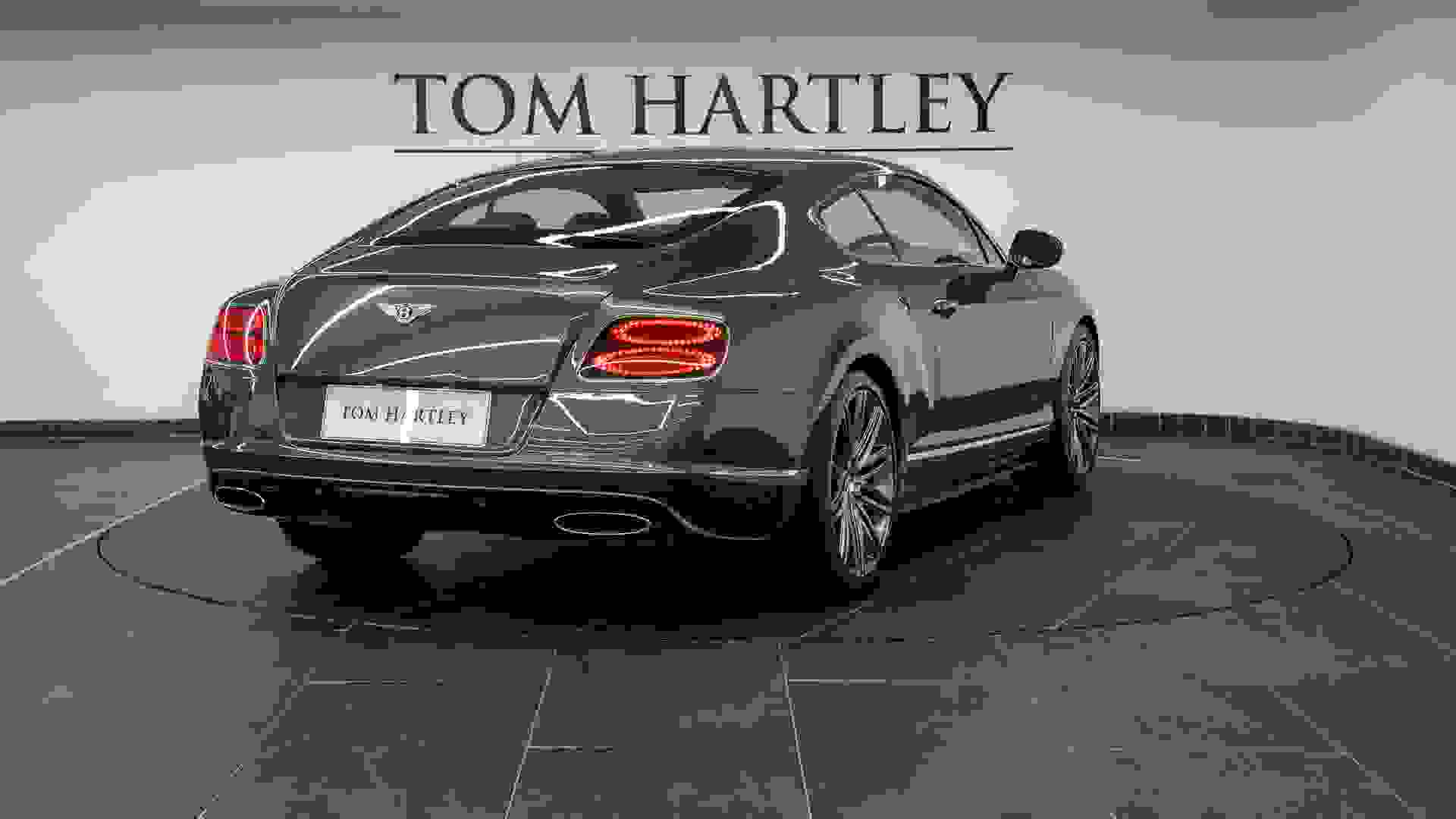 Bentley CONTINENTAL Photo cdd1e07c-730a-4fe4-84d4-3558851438ae.jpg