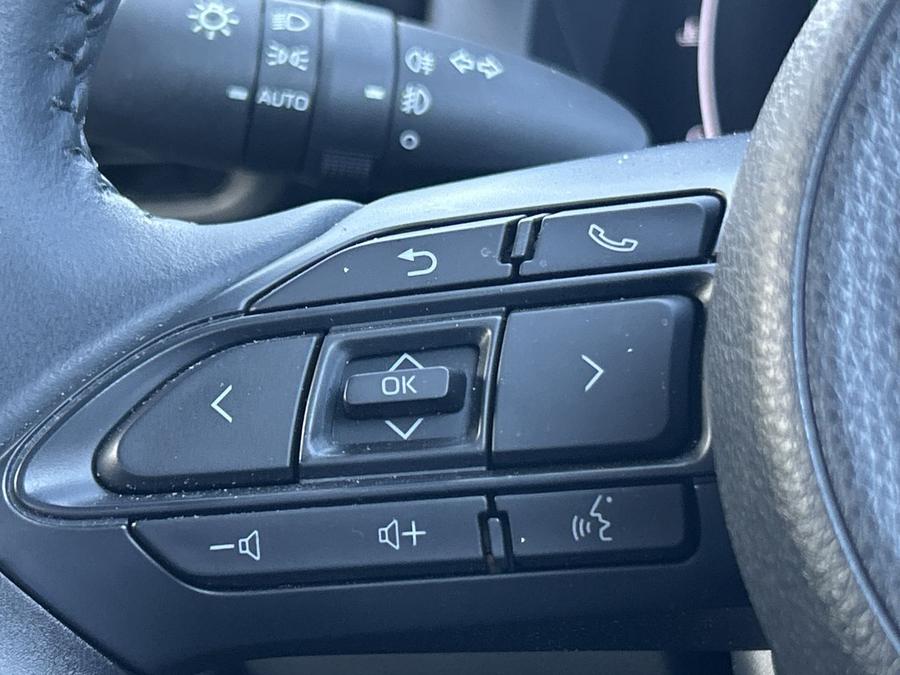 Mazda Mazda2 HYBRID Photo cdd6c7da-5e61-4b3b-889e-072274c672fd.jpg