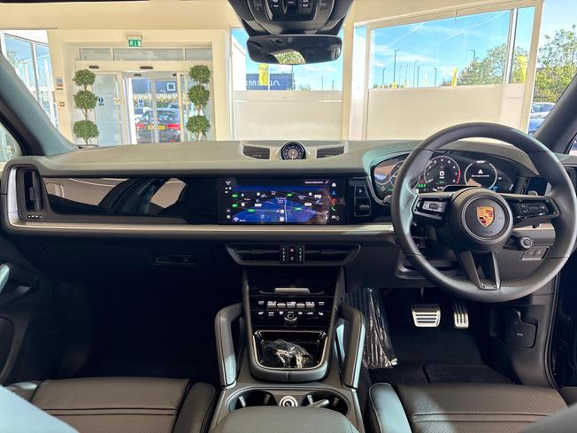 Porsche Cayenne Photo 27