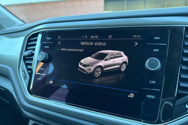 Volkswagen T-Roc Photo 34