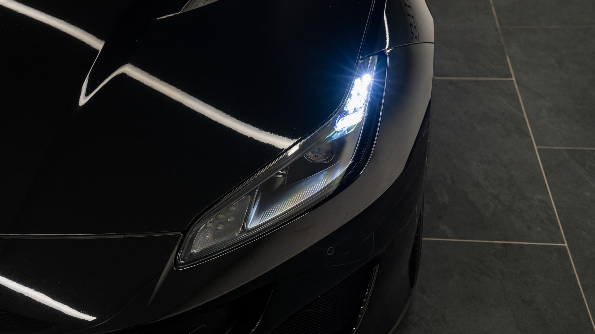 Ferrari Portofino Photo ce112894-bea8-45ce-9d1b-57a2fc946a7c.jpg