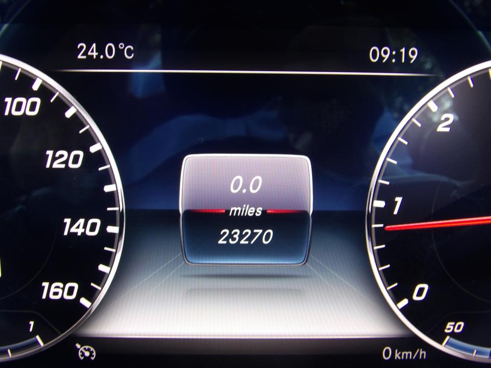 Used Mercedes-Benz E Class LJ20PKA 29