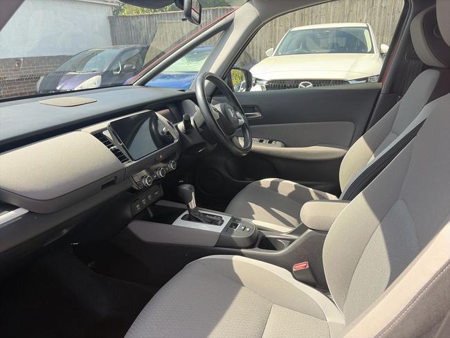 Honda Jazz Photo ce27686f-279e-47d6-a805-1877f9ad5316.jpg