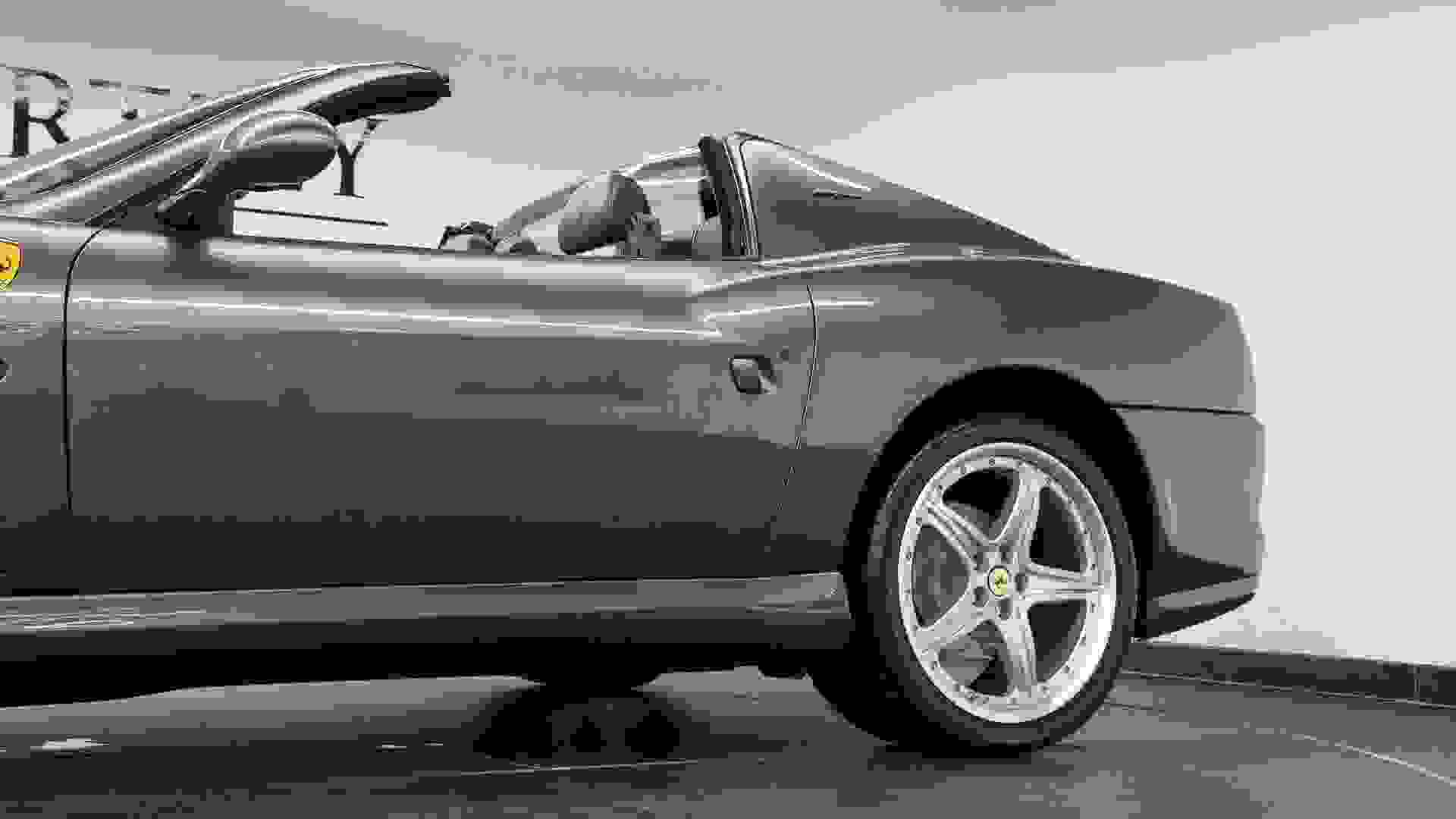 Ferrari 575 Photo ce424811-c217-44e9-bac3-dbccce372652.jpg