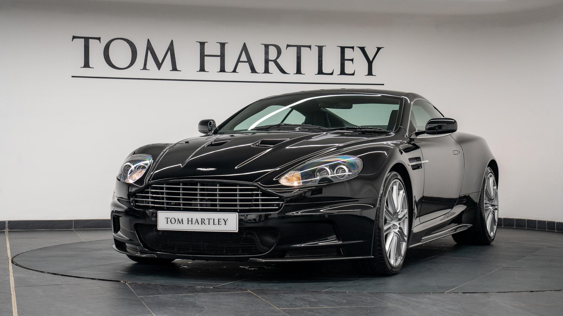 Aston Martin DBS Photo ce44551a-796e-42cd-b5b7-7d080a940601.jpg