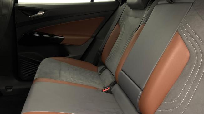 VOLKSWAGEN ID.4 Photo 7