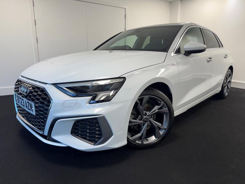 Audi A3 Photo ce6f28bd-46ea-486f-973f-e45c34b69dd1.jpg