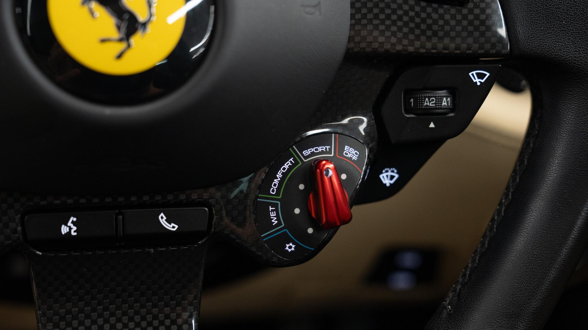 Ferrari GTC4 Lusso Photo ce7afd77-9322-4e1f-95cf-710e6737dc41.jpg