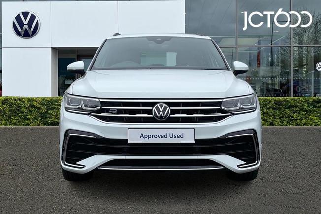 VOLKSWAGEN Tiguan Photo 6