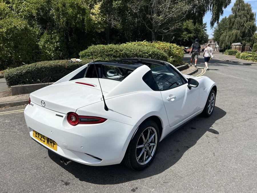 Mazda MX-5 RF Photo ce8ab212-206f-45b8-a860-8011ba6227de.jpg