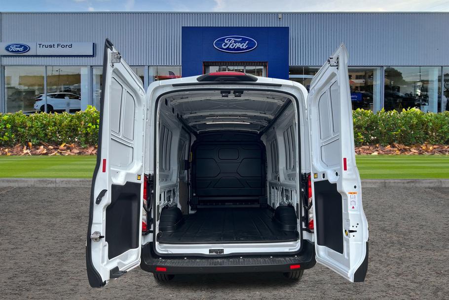 Used Ford E-TRANSIT ETRANSITTREND10 7