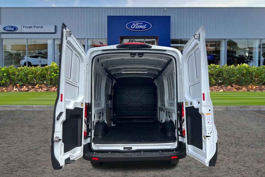 Ford E-TRANSIT Photo ce8bef81-bee1-4251-8484-ef24b6140c7a.jpg