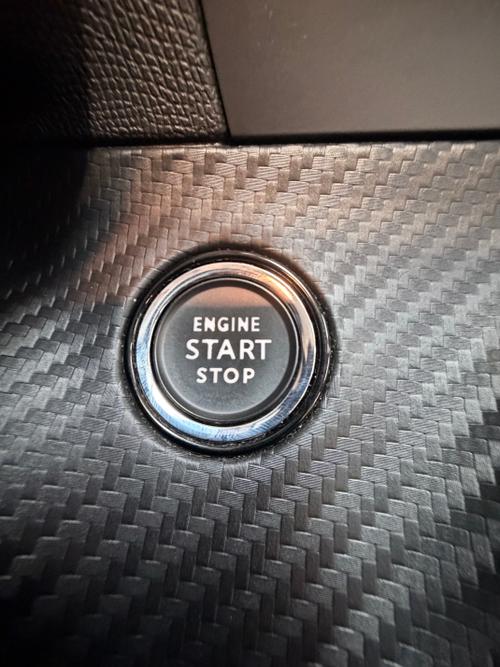 Peugeot 208 Photo cec3f758-72a3-4105-bdfe-57ee4253c6d1.jpeg
