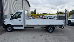 Mercedes-Benz Sprinter Photo 10