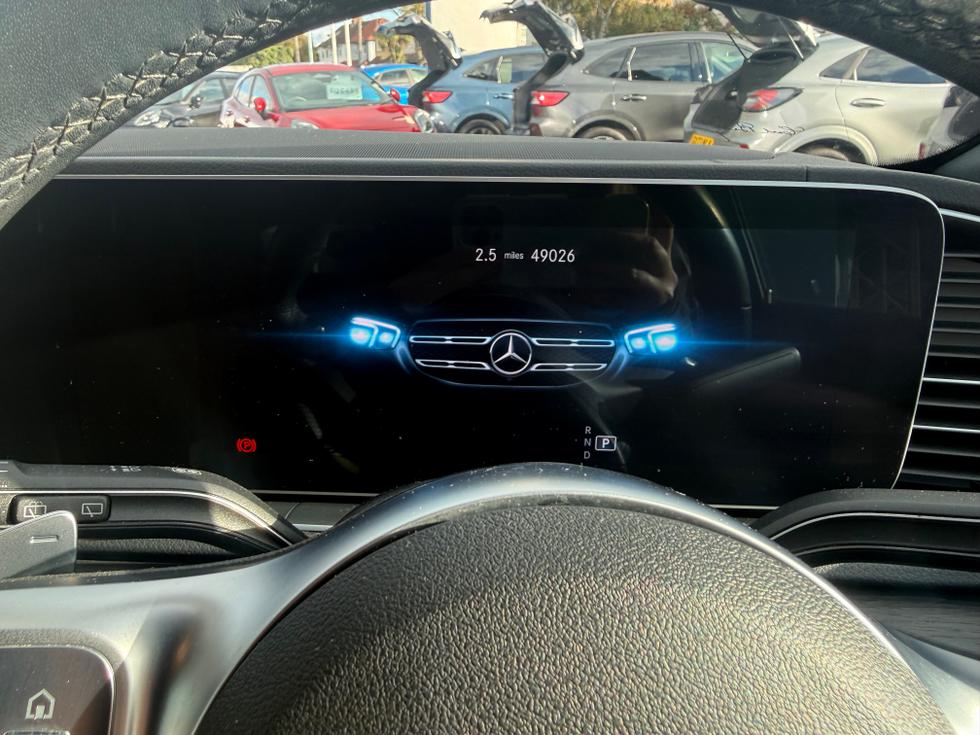 Mercedes-Benz GLE Photo ced7719d-3383-41cf-9995-56a409991971.jpeg
