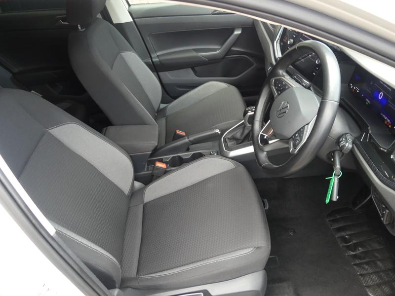 Volkswagen Polo Photo cee455a7-73f7-4bd0-814f-f7e42693641e.jpg