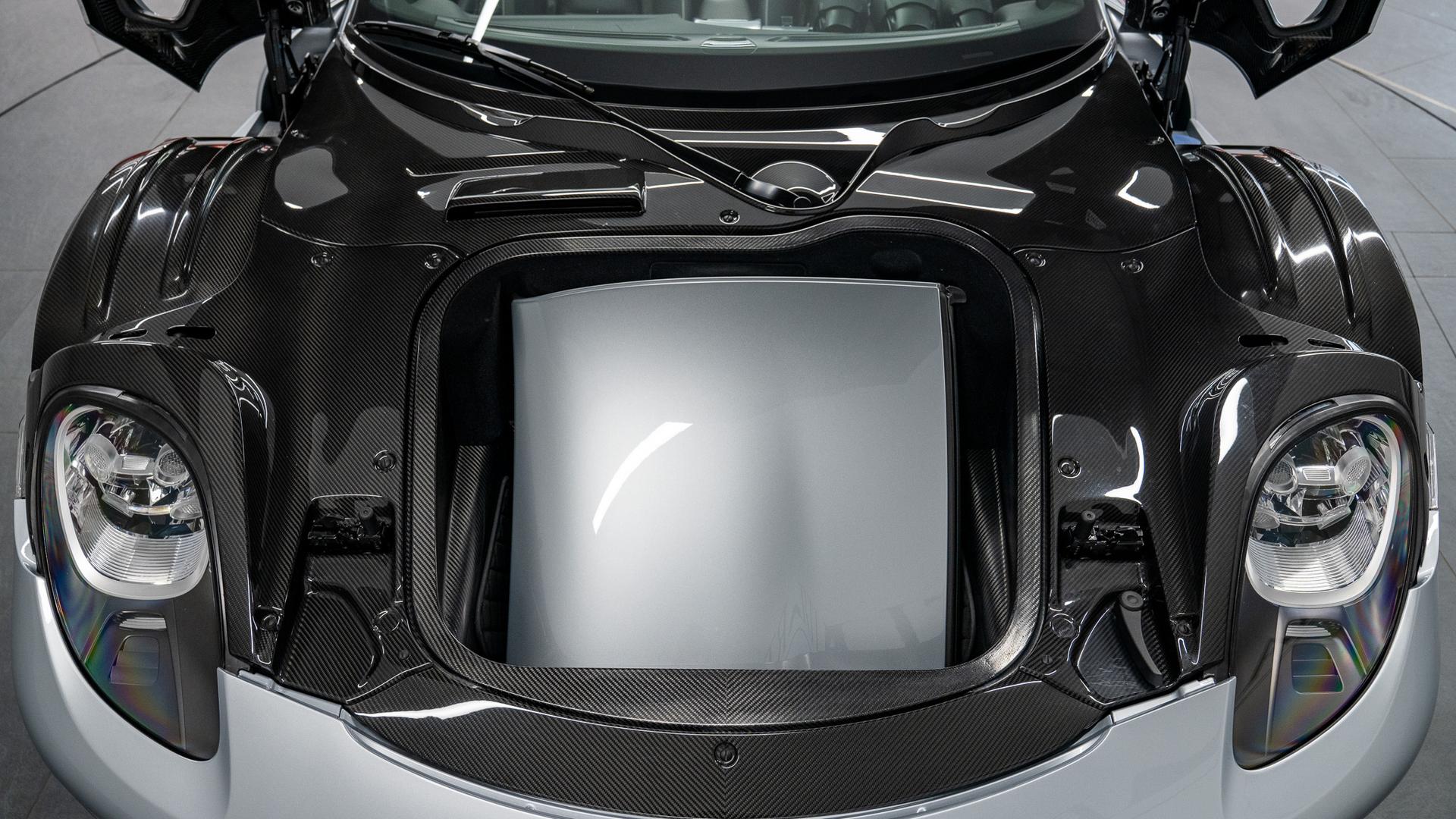 Porsche 918 Photo cef586b4-48c0-41d3-b25e-38acdb873f37.jpg