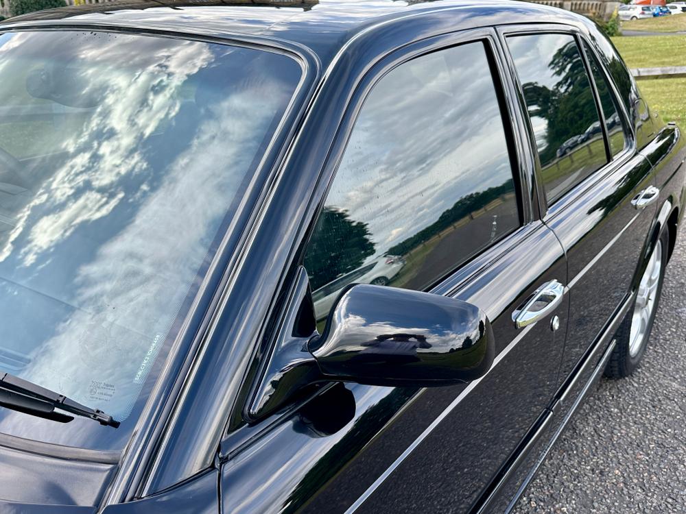 Used Bentley ARNAGE 6.8 Y211CLA 25