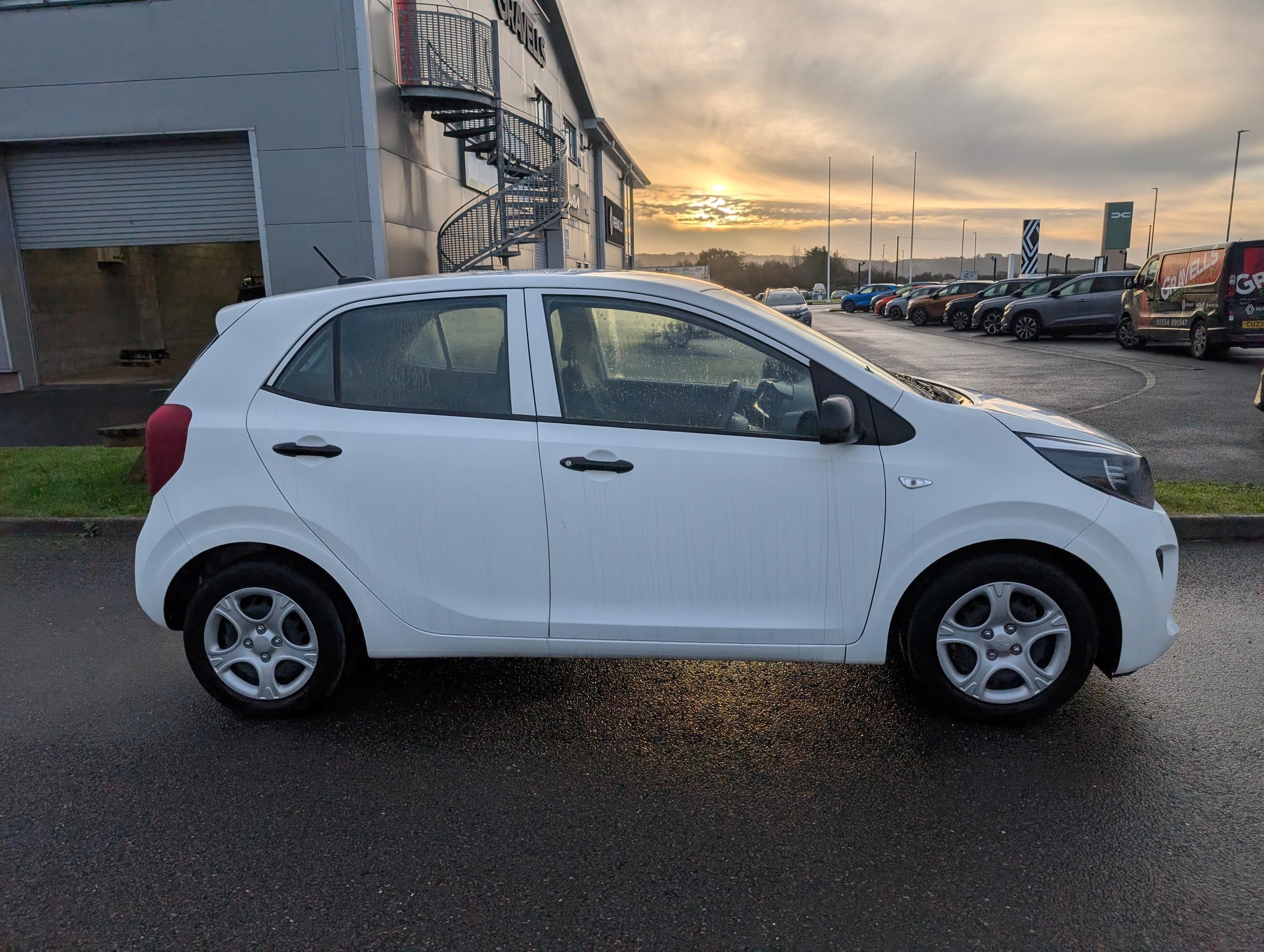 2024 KIA Picanto thumbnail 3