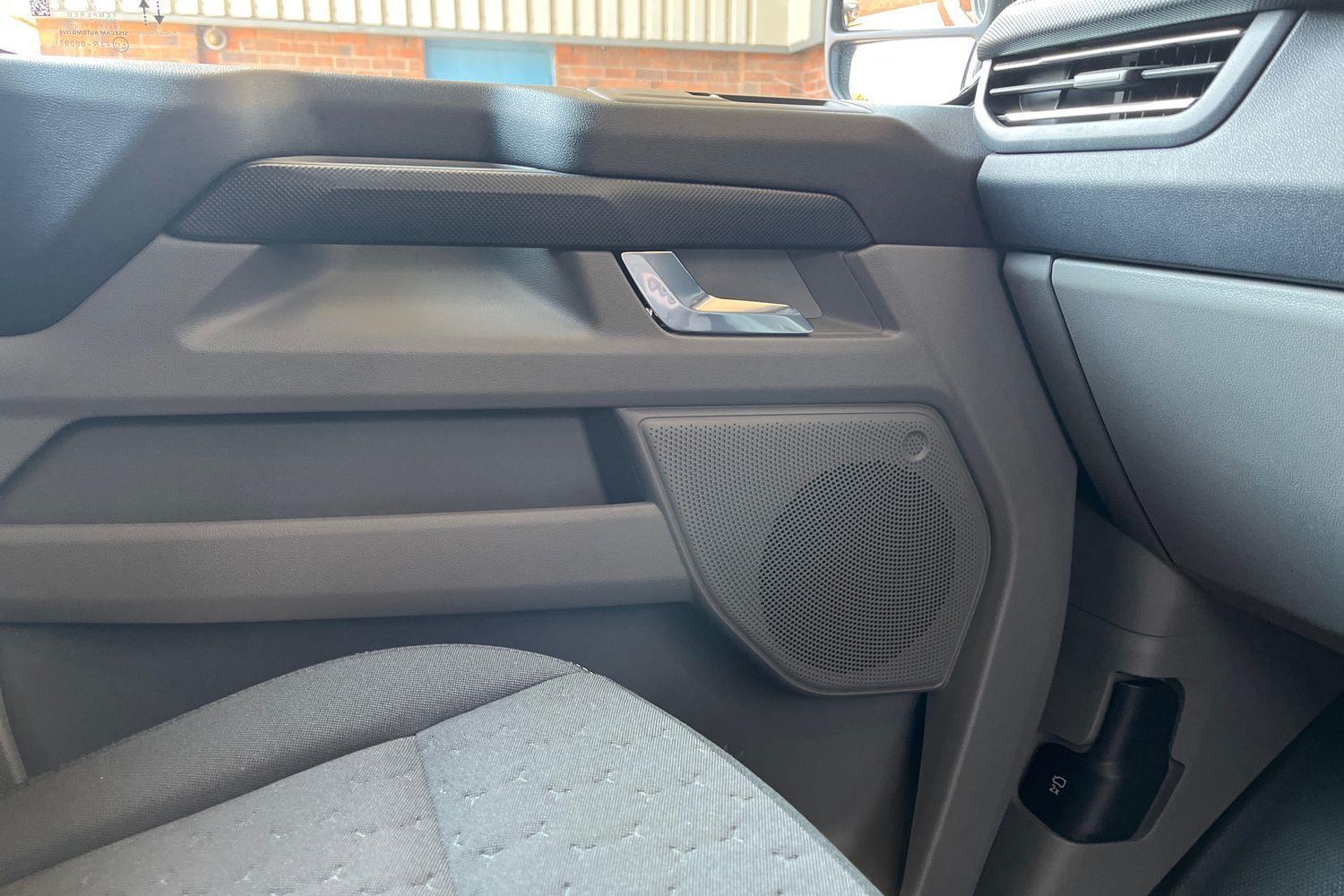 Ford TRANSIT CUSTOM Photo 35