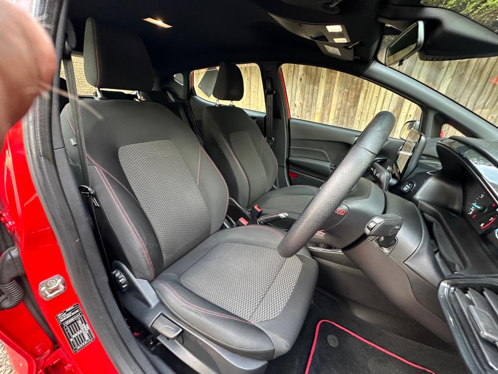 Used Ford Fiesta CN19ZSZ 9