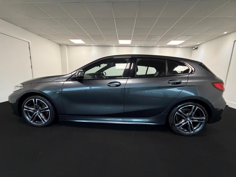 BMW 1 Series Photo cf48bb9c-1602-4b5b-9037-fd22f55d8497.jpg