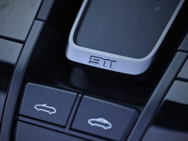 PORSCHE 911 Photo 36