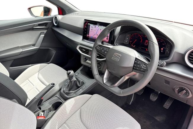 SEAT Ibiza Photo 6