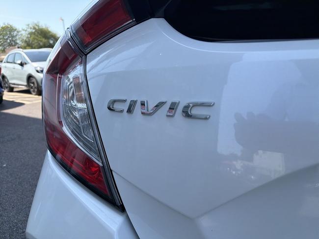 Honda Civic Photo cf6497ae-33fd-4901-9634-36d1ff7600bf.jpg