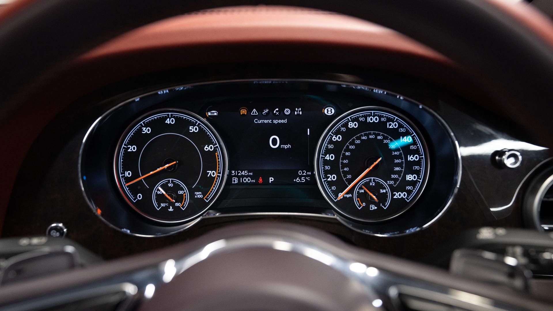 Bentley Bentayga Photo cf64dde2-2454-42a3-89ce-54a8b191f8bd.jpg