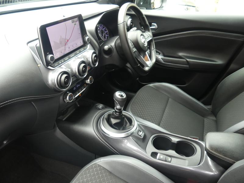 Nissan Juke Photo cf6a0cae-b578-4e83-974b-ac4bb8ebf0f2.jpg
