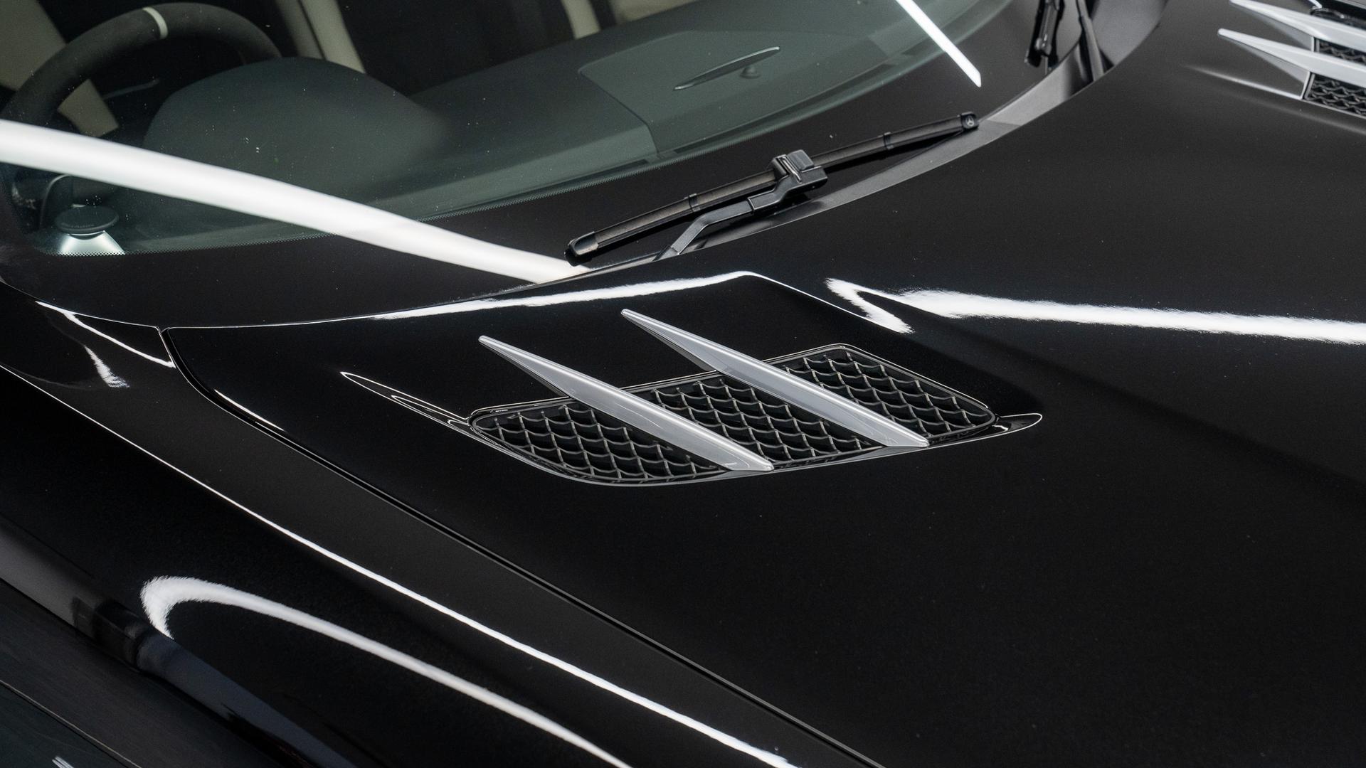 Mercedes-Benz SLS Photo cf8c803a-0865-4e2f-8e38-f2d96d5a485f.jpg
