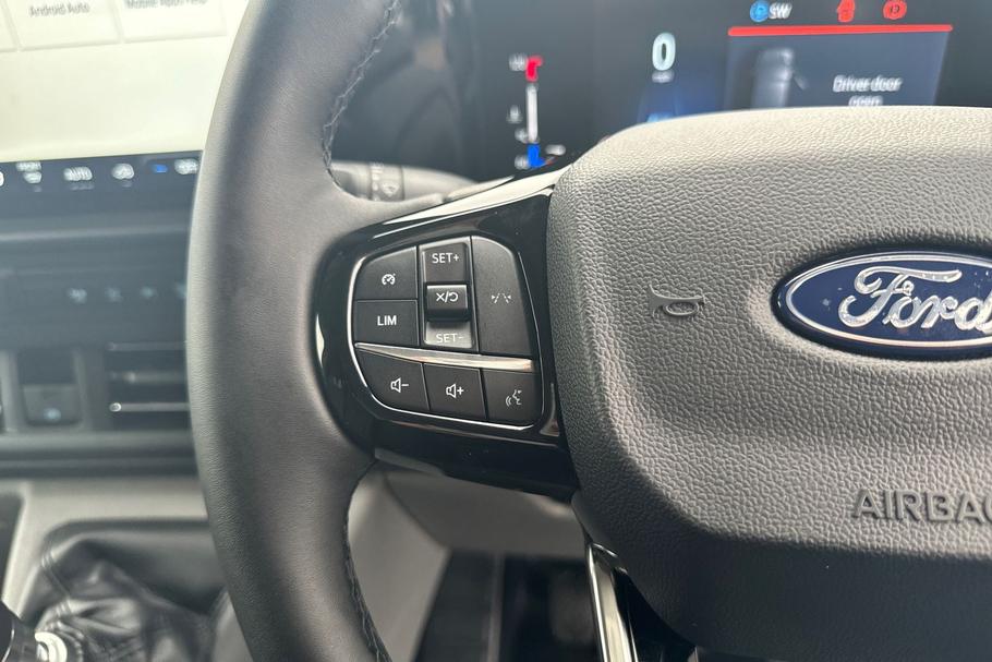Used Ford TRANSIT CUSTOM 13/N335815 9