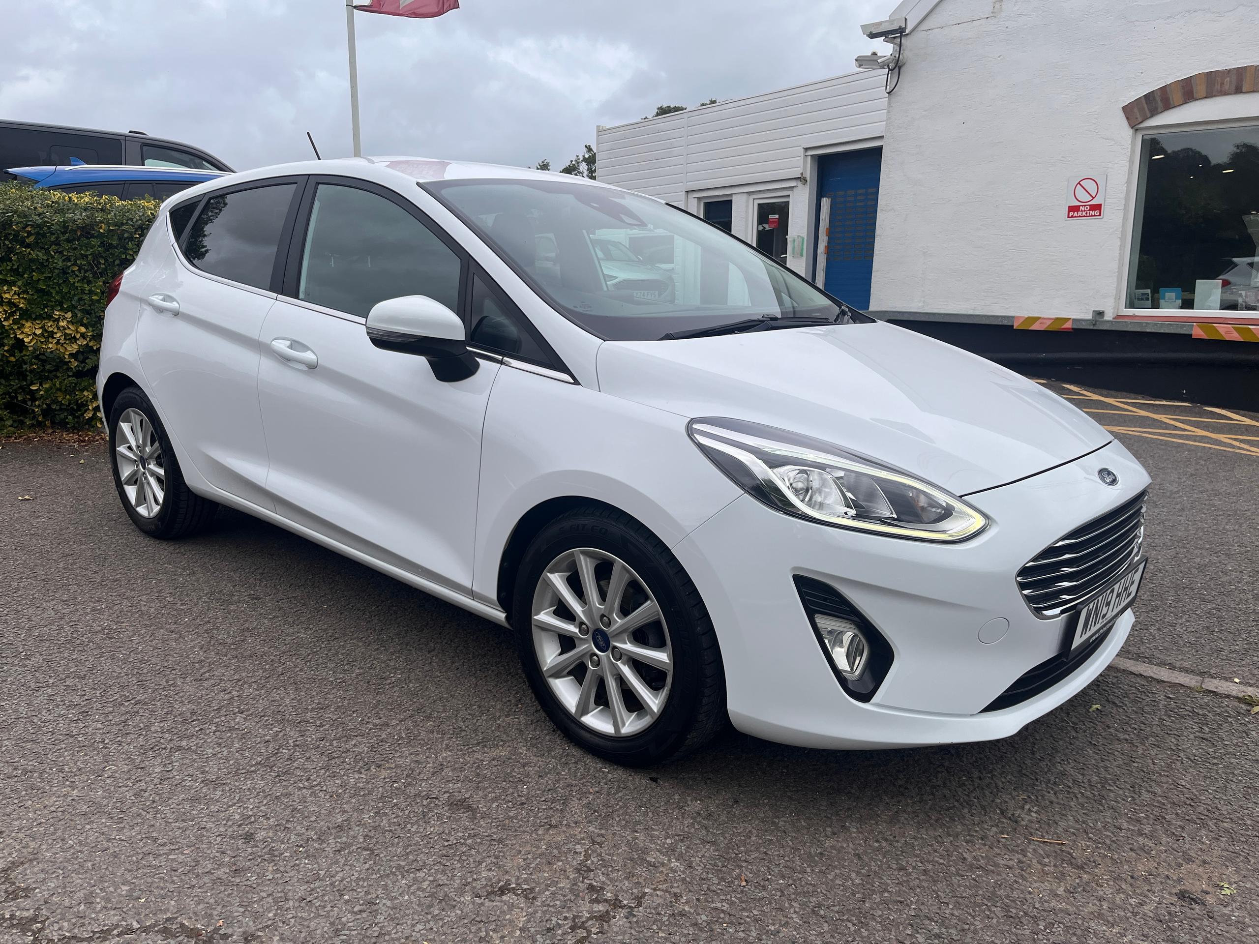 Used Ford FIESTA WN19HHE 9