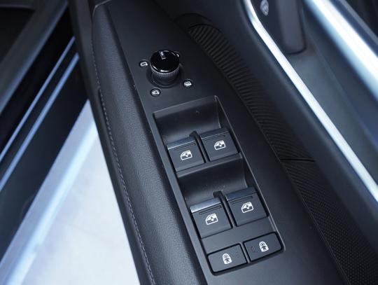 Audi e-tron GT Photo cfb0331c-c1d9-4e32-8497-1b33b301fee4.jpg