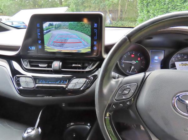 Used Toyota C-HR WM68YHU 18