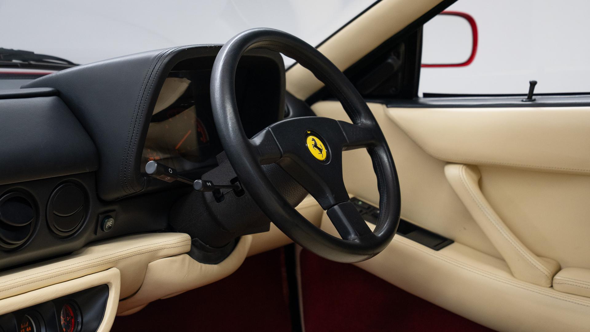 Ferrari 512 TR Photo cfba11a1-4c2f-4bf2-b703-5c2959de4f0e.jpg