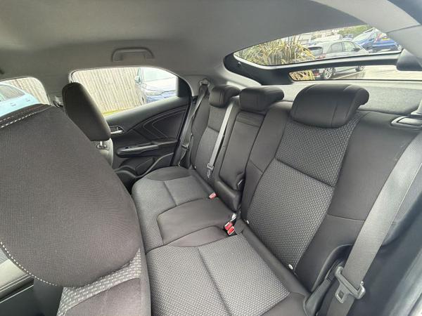 Honda Civic Photo 34