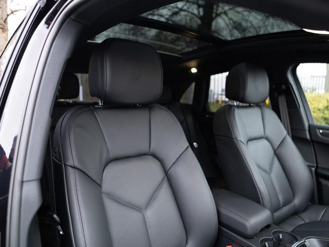 PORSCHE Macan Photo 10