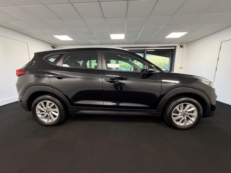 Hyundai TUCSON Photo cfc23e28-df78-4b71-9adf-5b186791d611.jpg