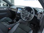Volvo XC40 Photo 2