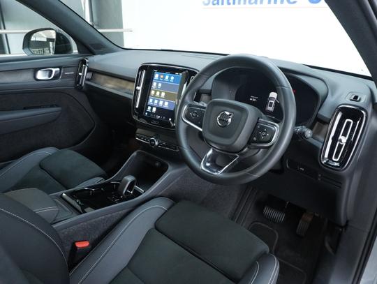 Volvo XC40 Photo cfd567a7-0a2a-4a3e-8387-13700c02868d.jpg
