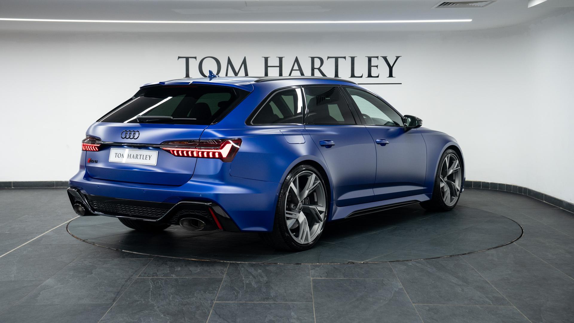 Audi RS6 Avant Photo cfe25a92-1bc0-4099-a7c1-e2249fe7990a.jpg