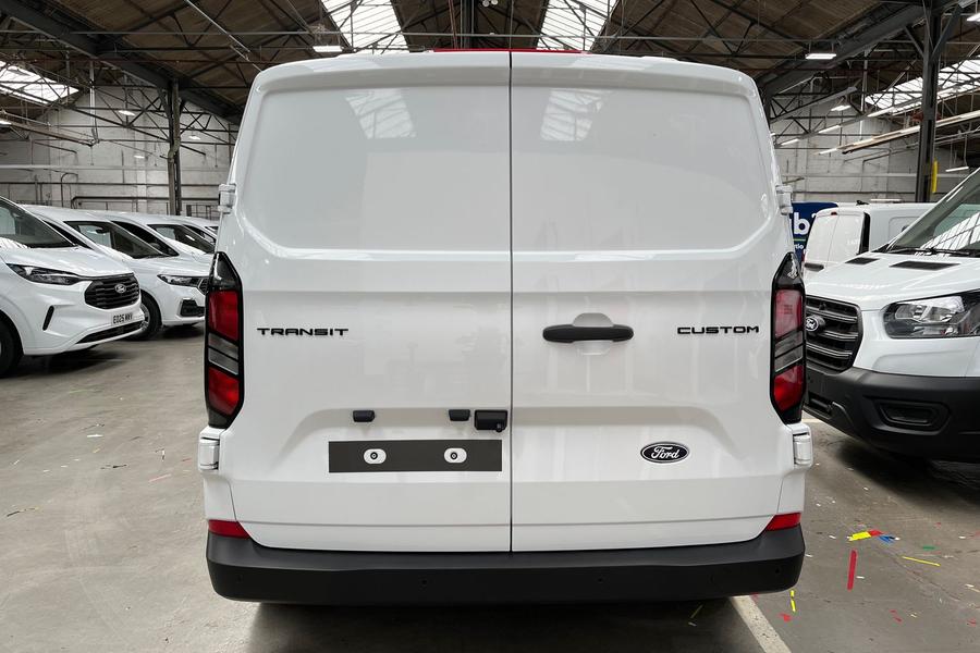 Ford TRANSIT CUSTOM Photo cff1aac8-0650-4ca3-9f98-f5d5320a276d.jpg