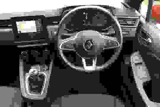 Renault Clio Photo cit-0aee7cbdc99aa72d404d420b2415a9adc77d12da.jpg