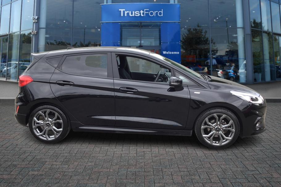 Used Ford FIESTA 7