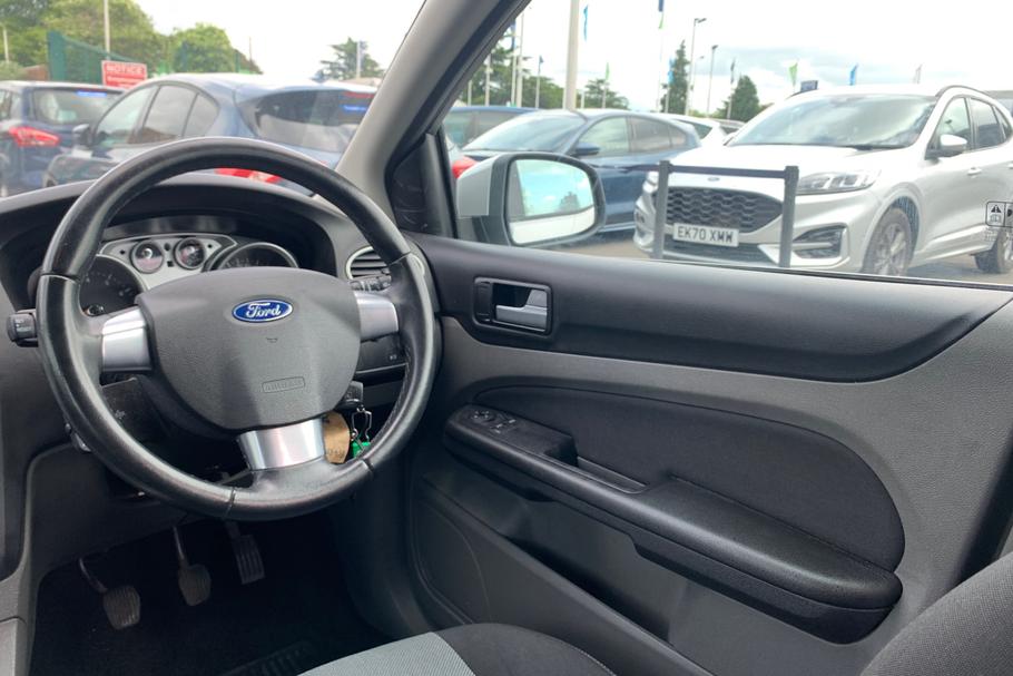 Used Ford FOCUS 18