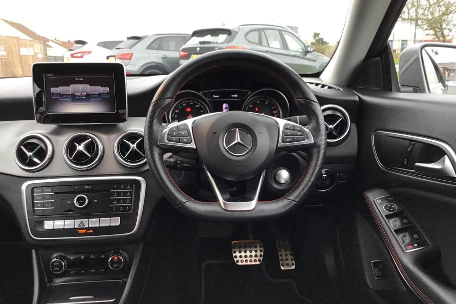 Used Mercedes-Benz CLA AMG LINE EDITION 14