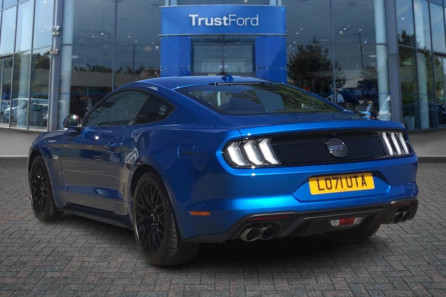 Used Ford MUSTANG 2