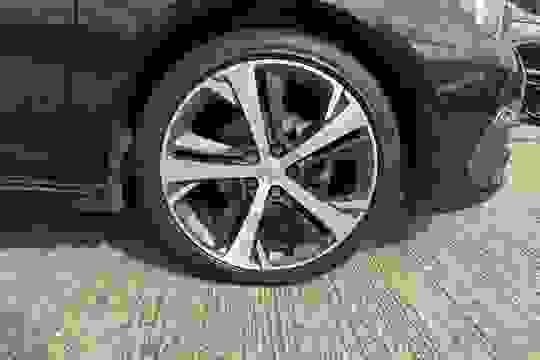 Peugeot 308 Photo cit-33f306100d46d8589cb82858a5905808b3ae8fd2.jpg